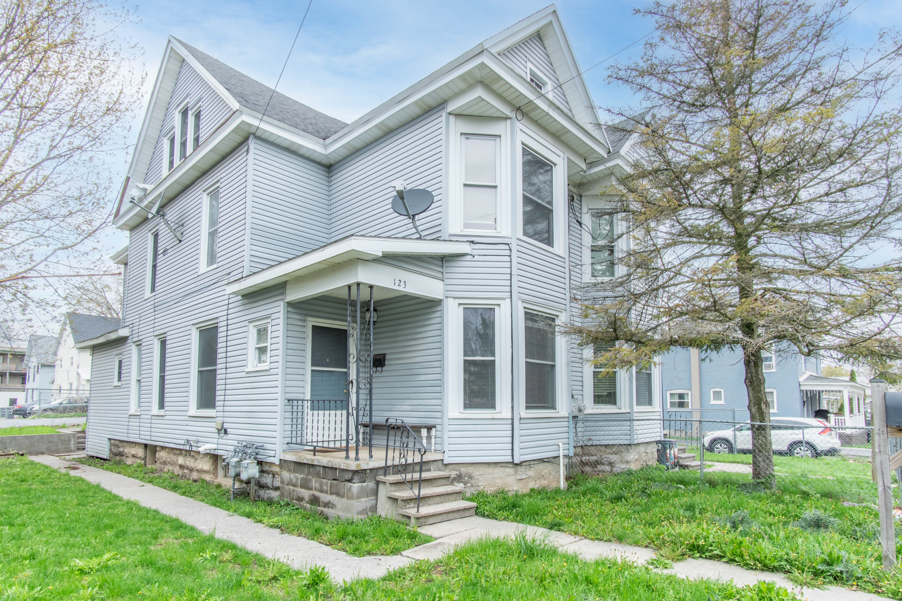 Property thumbnail image